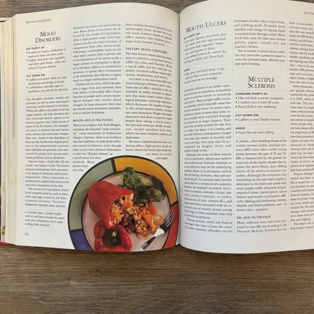 Foods that Harm Foods that Heal Reader's Digest Hardcover Informative Book